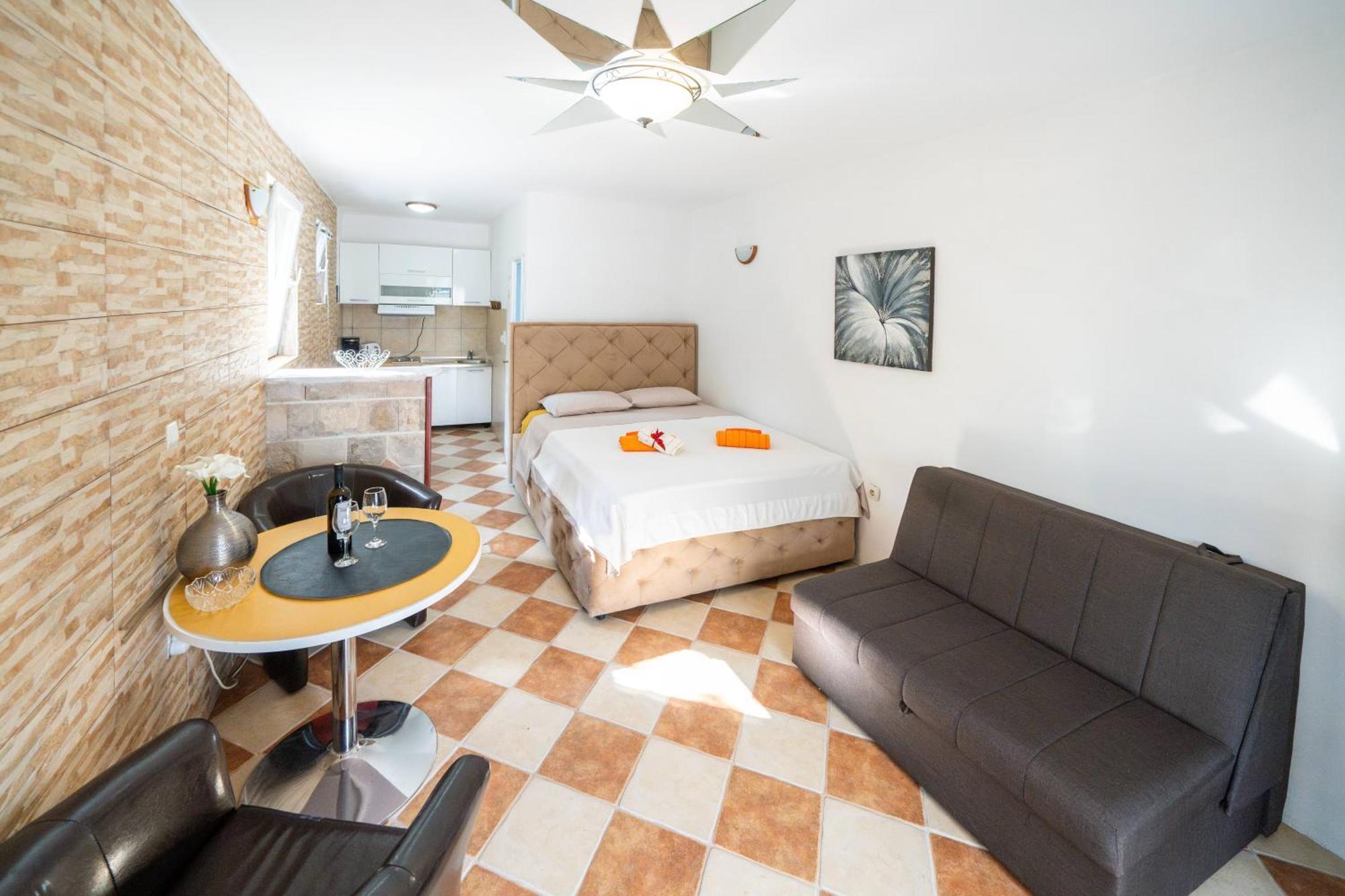 Apartments Vukovic Котор Екстер'єр фото