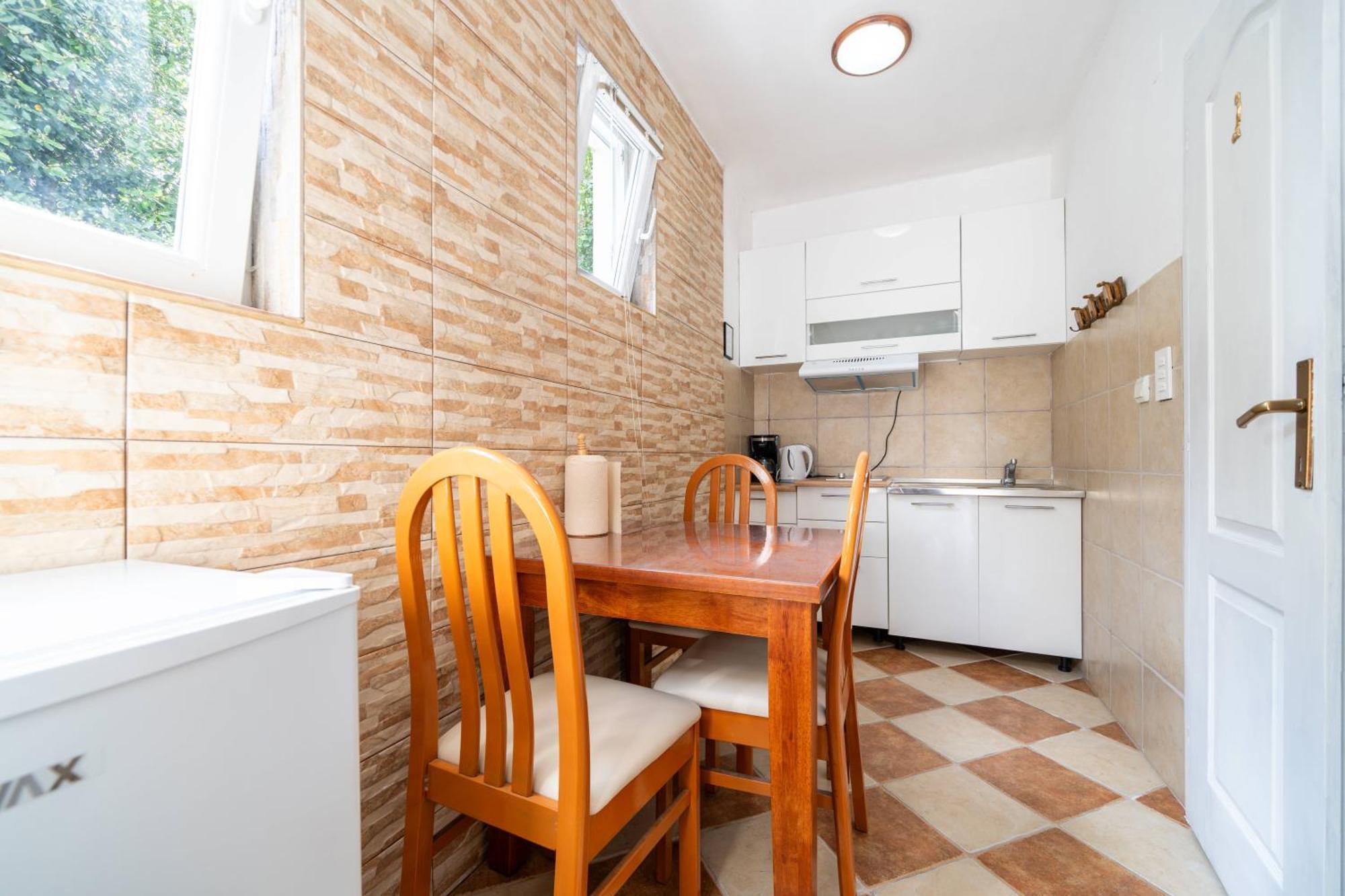 Apartments Vukovic Котор Екстер'єр фото